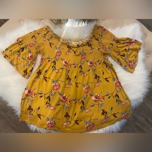 Flower top size small.